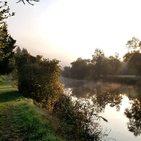 Gasthuis Haus Am Fluss 4*