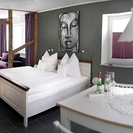 Haus Am Fluss Guest house Laurenburg