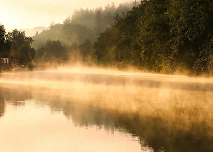 Pension&seminarhaus Haus Am Fluss Gasthof Laurenburg